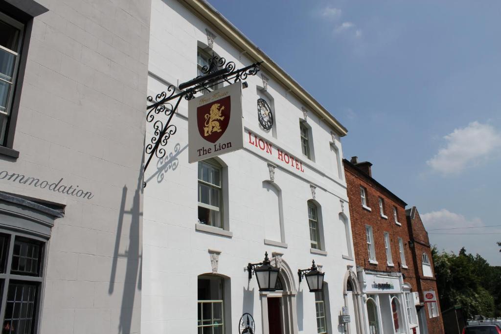 The Lion Hotel Brewood Экстерьер фото