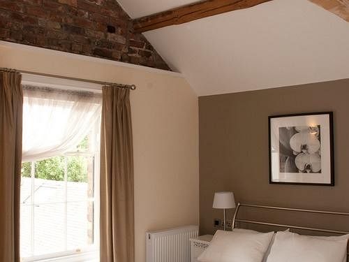 The Lion Hotel Brewood Экстерьер фото