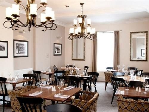 The Lion Hotel Brewood Экстерьер фото